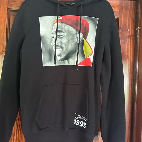 Black Hoodie with Iconic Graphic - Picture 3 of 5
